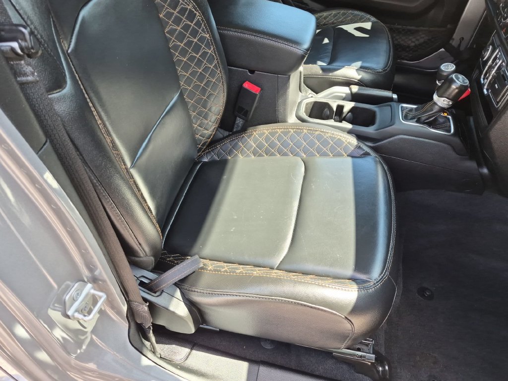 Certified 2020 Jeep Wrangler Unlimited Sahara AWD/4WD image 23