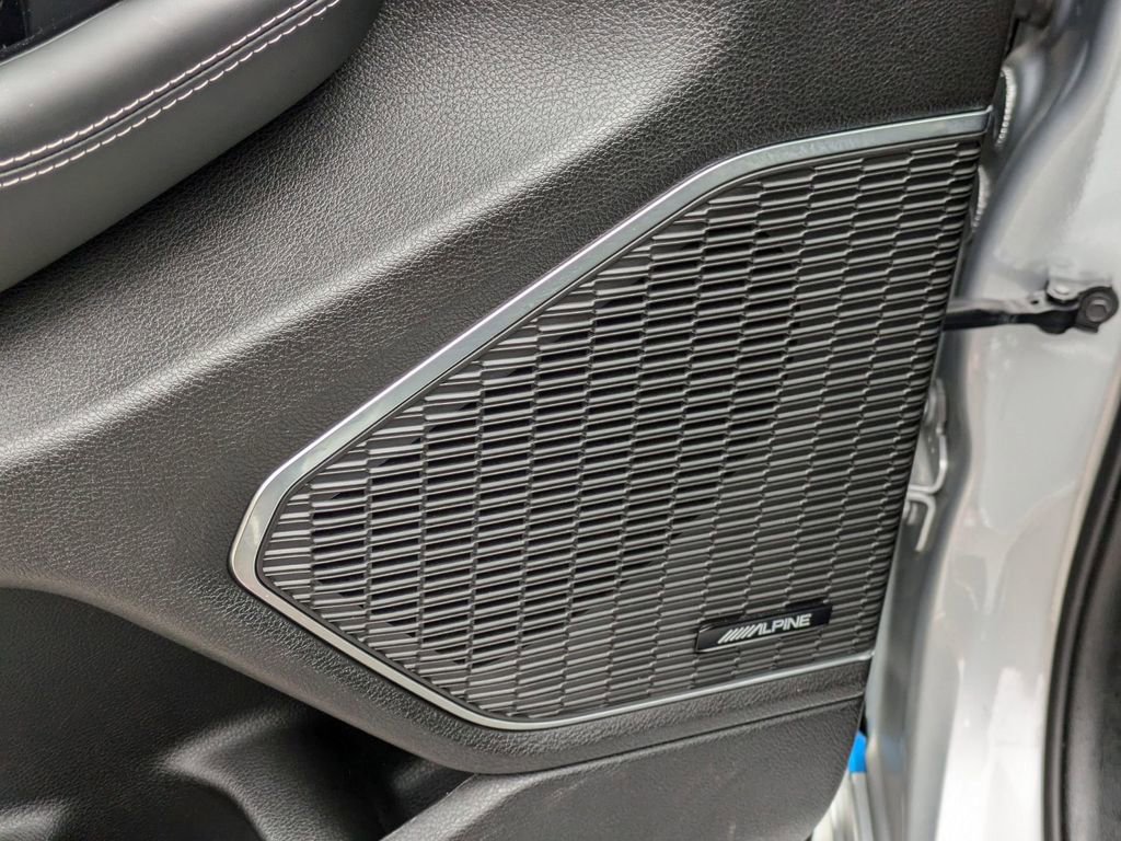 Certified 2024 Jeep Grand Cherokee L Overland w/ Advanced Protech Group III image 12