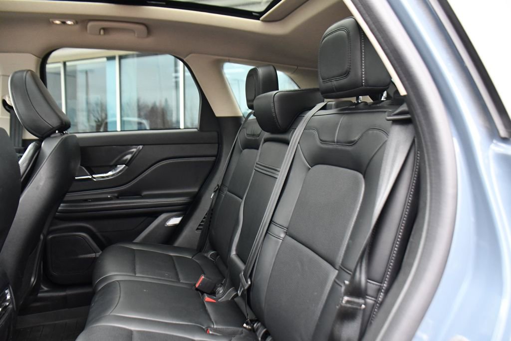 Used 2023 Lincoln Corsair Reserve w/ Equipment Group 201A image 21