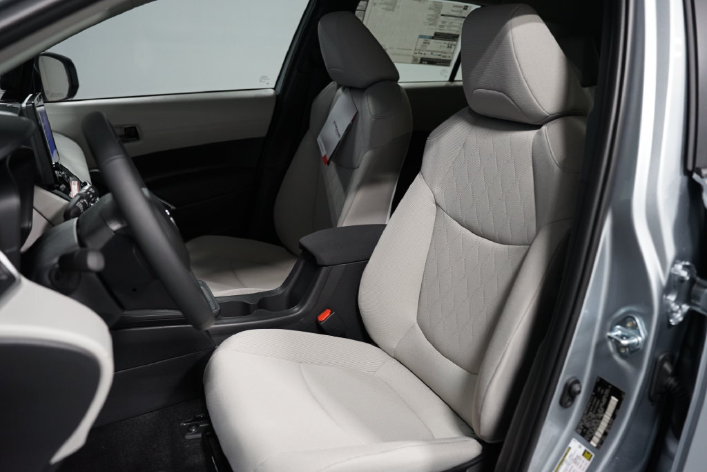 New 2026 Toyota Corolla Cross LE FWD image 26