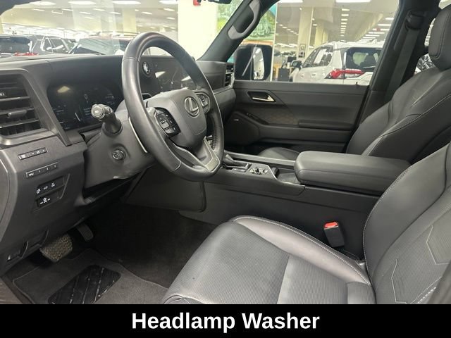 Used 2025 Lexus GX 550 w/ Accessory Package (2T) AWD/4WD image 7