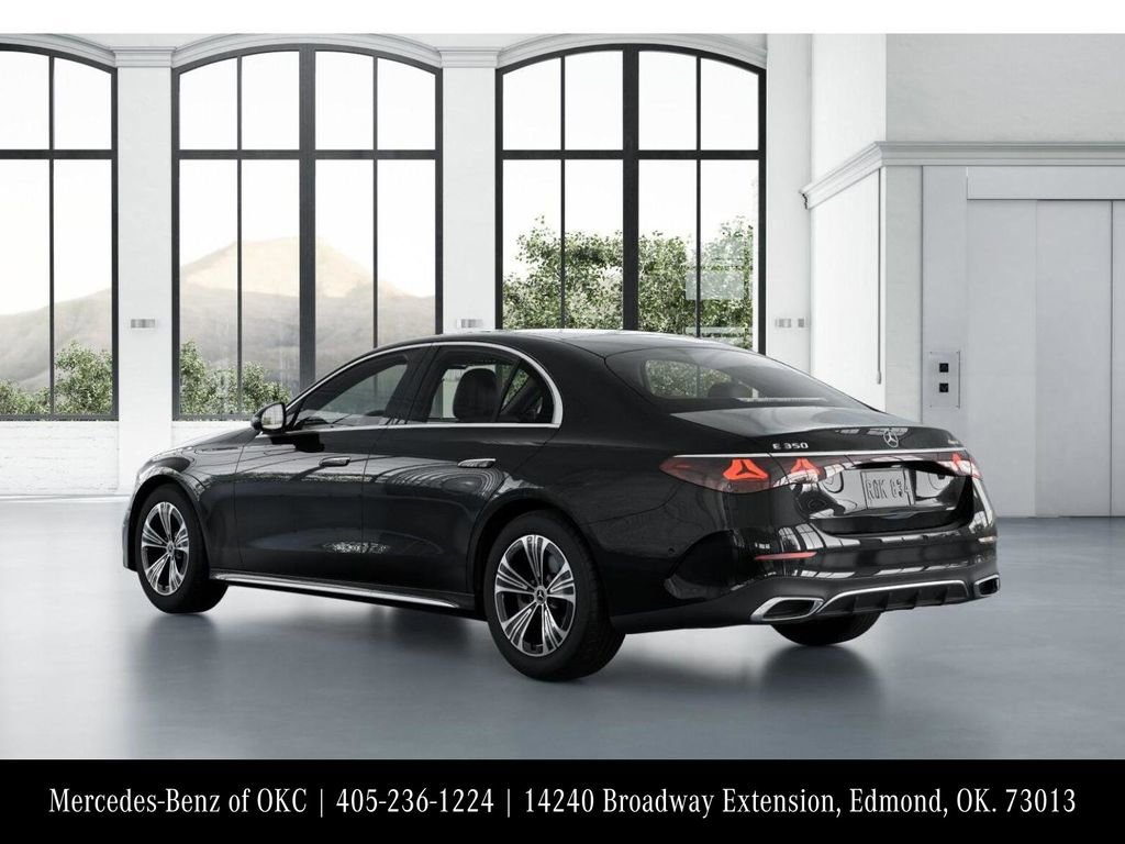 Used 2025 Mercedes-Benz E 350 4MATIC Sedan image 29