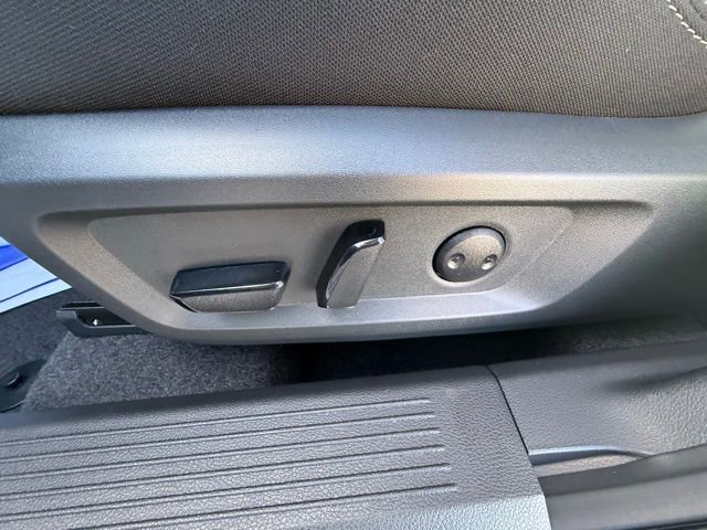 New 2026 Nissan Rogue SV w/ Cold Weather Package AWD/4WD image 13