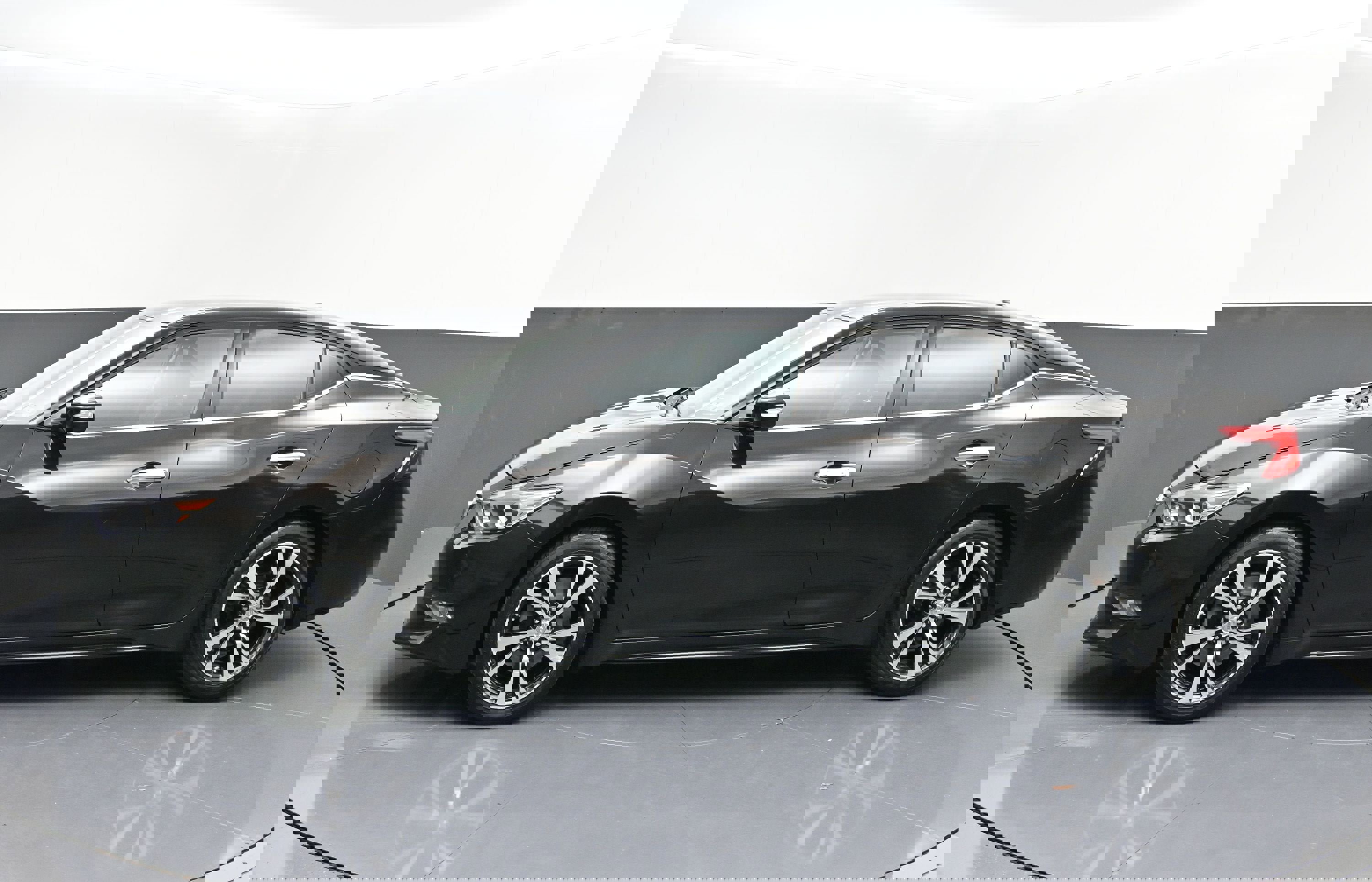 Used 2017 Nissan Maxima 3.5 SV image 4