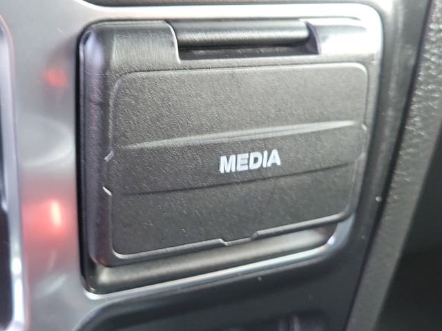 Used 2022 Jeep Wrangler Willys AWD/4WD image 15