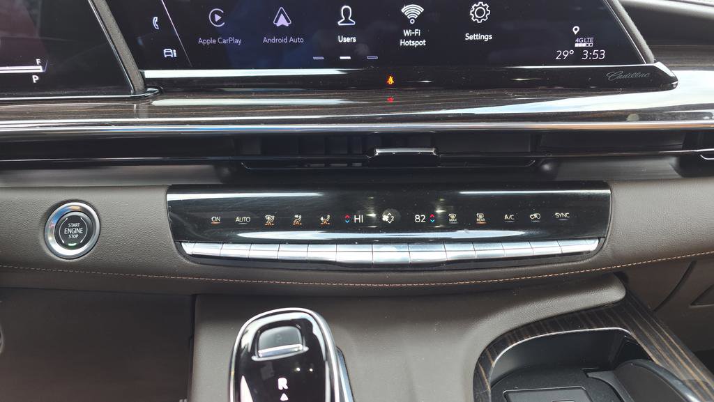 Used 2022 Cadillac Escalade ESV Premium Luxury AWD/4WD image 39