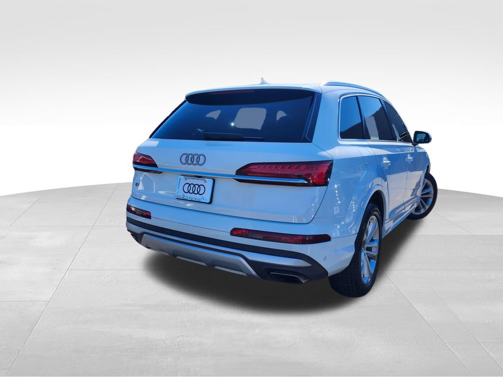 Certified 2025 Audi Q7 2.0T Premium AWD/4WD image 6
