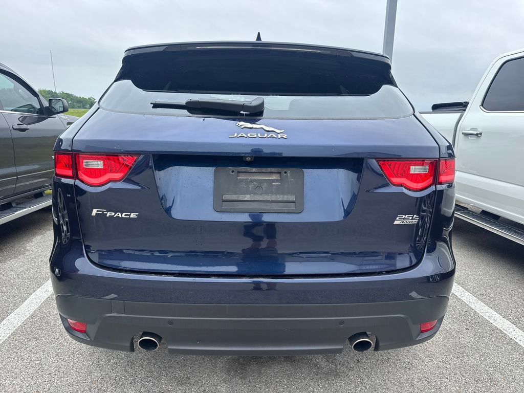 Used 2019 Jaguar F-PACE R-Sport AWD/4WD image 7