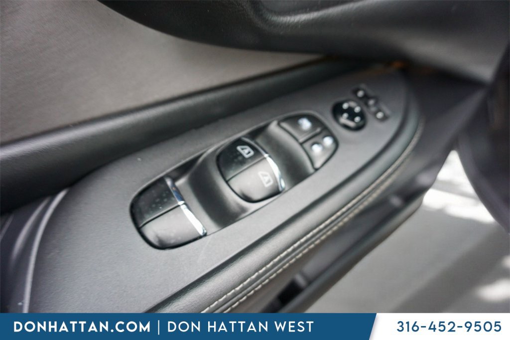 Used 2023 Nissan Murano SL image 18