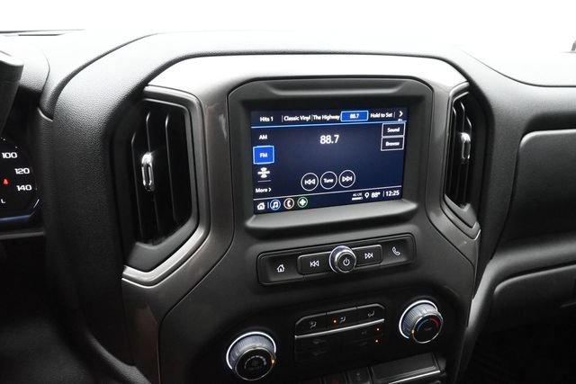New 2026 Chevrolet Silverado 1500 Custom w/ Turbomax Blackout Package AWD/4WD image 35