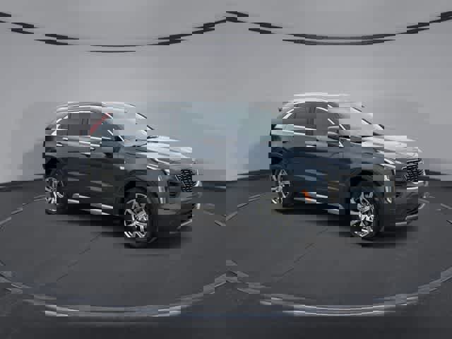 Used 2021 Cadillac XT4 Premium Luxury w/ Driver Awareness Package image 2