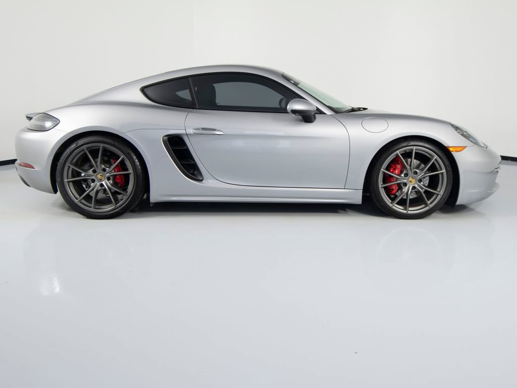 Certified 2024 Porsche 718 Cayman S RWD image 11