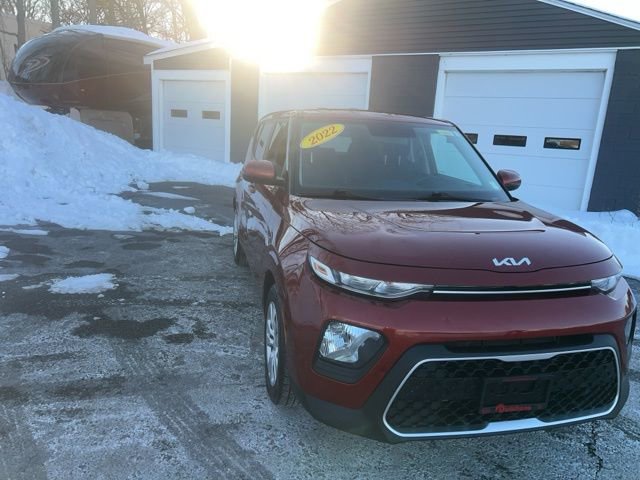 Used 2022 Kia Soul LX image 5