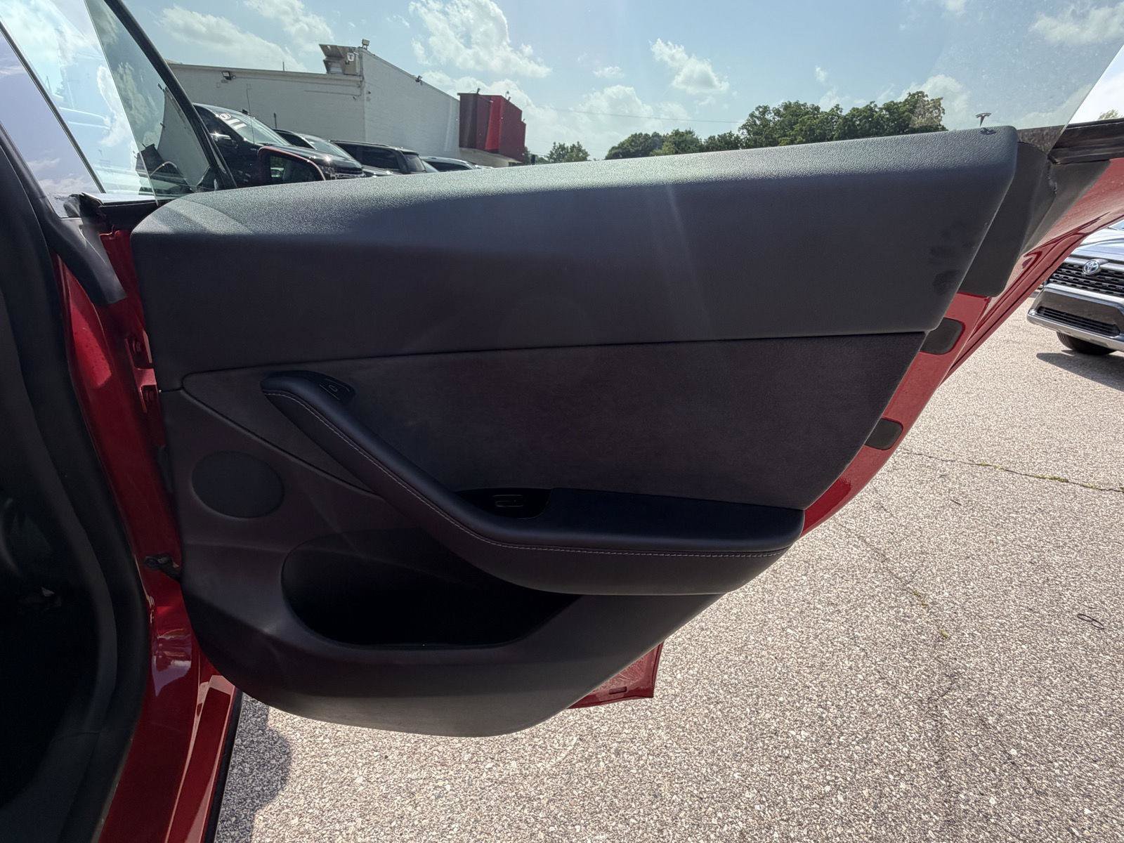 Used 2020 Tesla Model Y Long Range AWD/4WD image 19