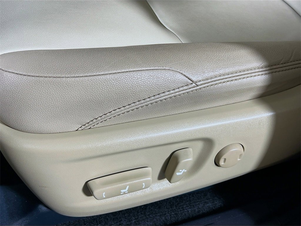 Certified 2018 Toyota 4Runner SR5 Premium image 18