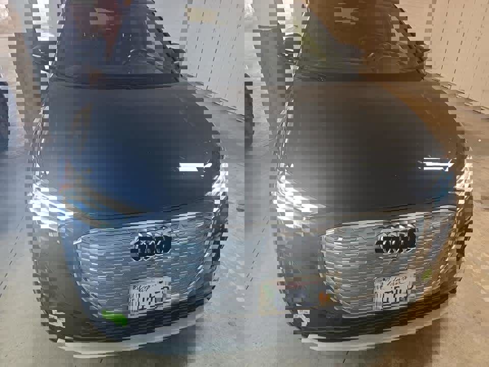 Used 2023 Audi Q4 e-tron Premium Plus w/ Premium Plus RWD image 2