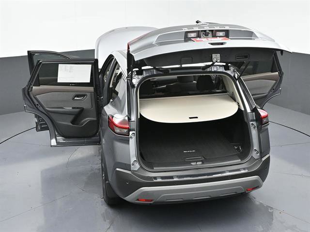 Used 2023 Nissan Rogue SV image 49