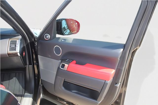 Used 2016 Land Rover Range Rover Sport Supercharged image 30