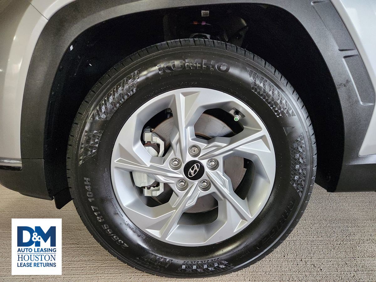 Used 2023 Hyundai Tucson SE FWD image 18