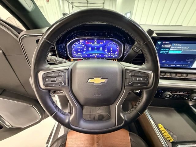 Certified 2024 Chevrolet Silverado 3500 High Country w/ High Country Premium Package AWD/4WD image 11