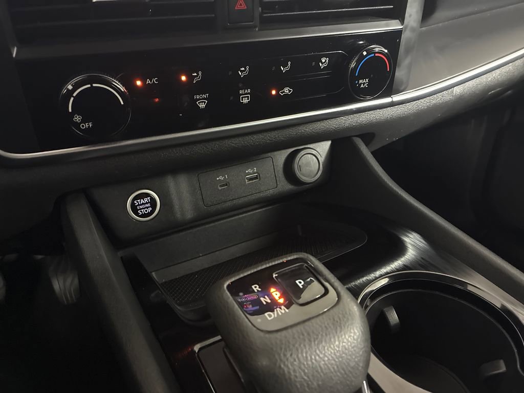 Used 2023 Nissan Rogue S AWD/4WD image 15