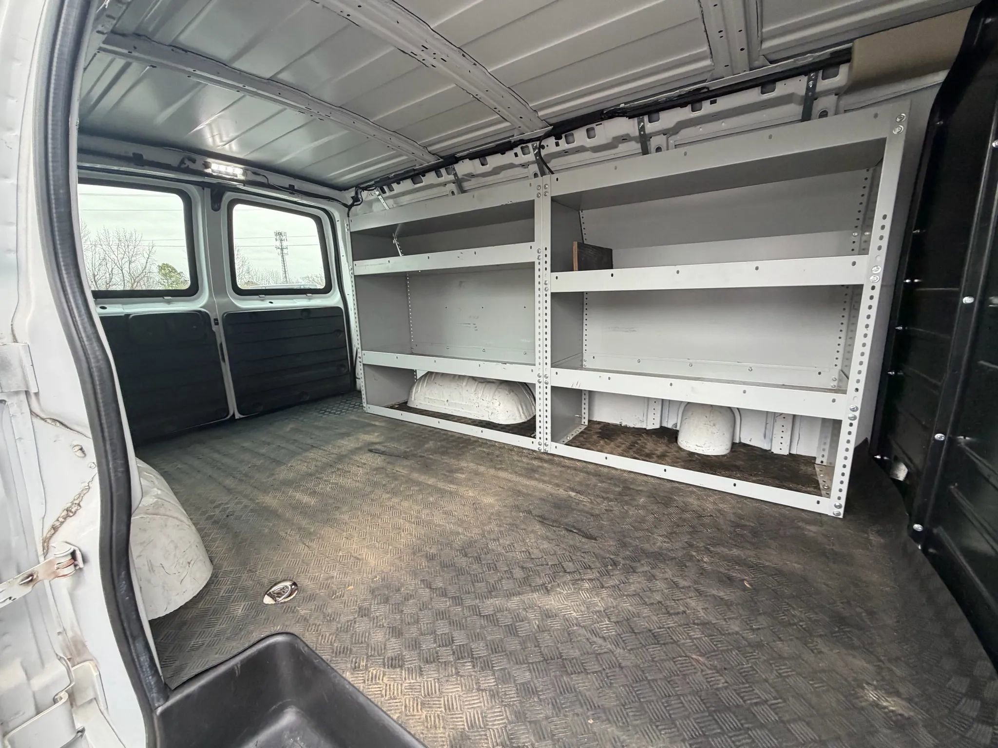 Used 2020 Chevrolet Express 2500 w/ Driver Convenience Package image 24