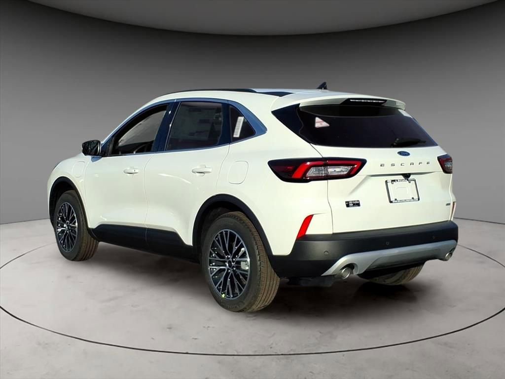 New 2026 Ford Escape SE w/ PHEV Premium Package FWD image 3