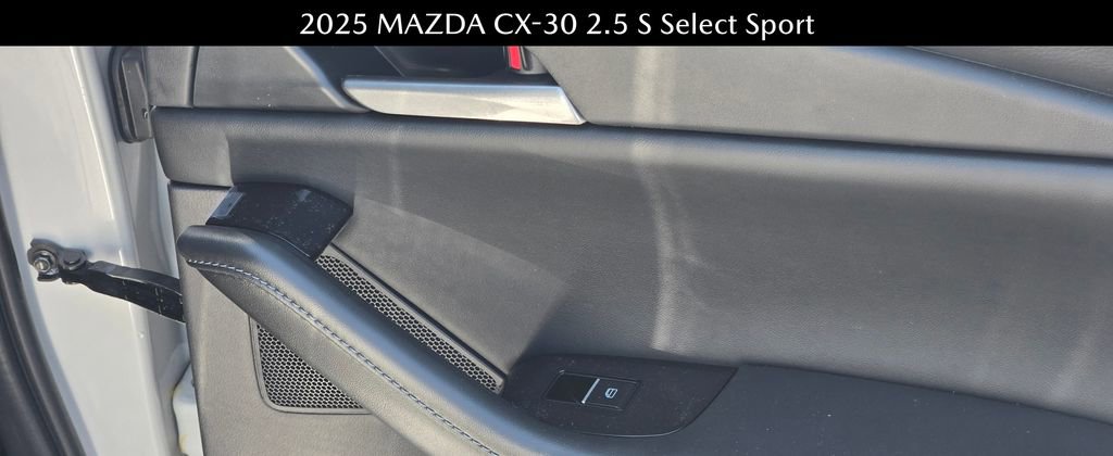 New 2025 MAZDA CX-30 AWD 2.5 S w/ Select Sport Pkg image 18