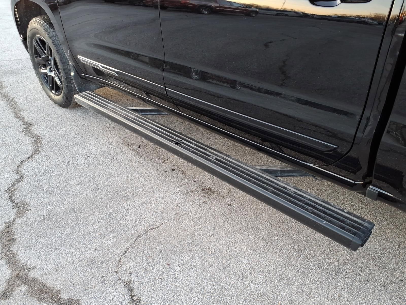 Used 2024 Chevrolet Silverado 1500 High Country w/ Midnight Edition image 14