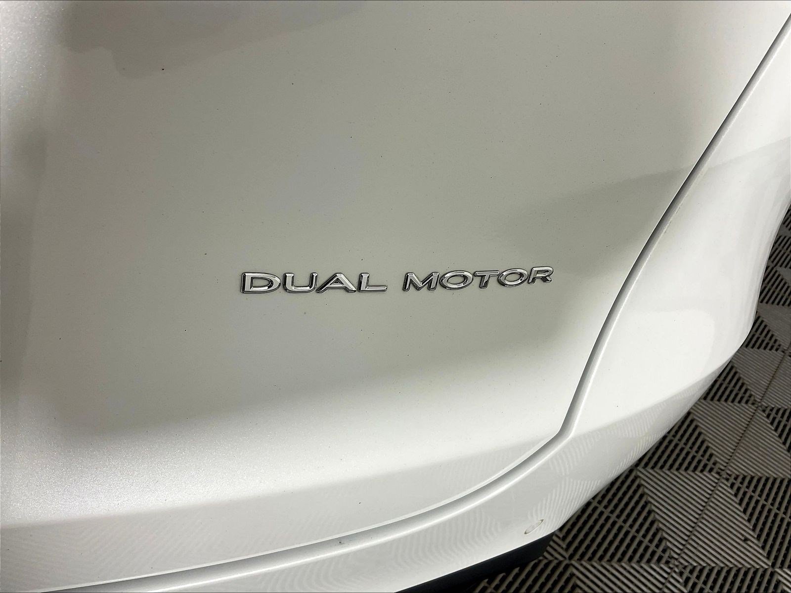 Used 2020 Tesla Model Y Long Range AWD/4WD image 22