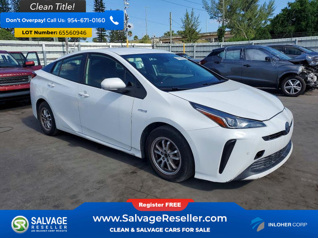 Used 2021 Toyota Prius LE FWD image 5