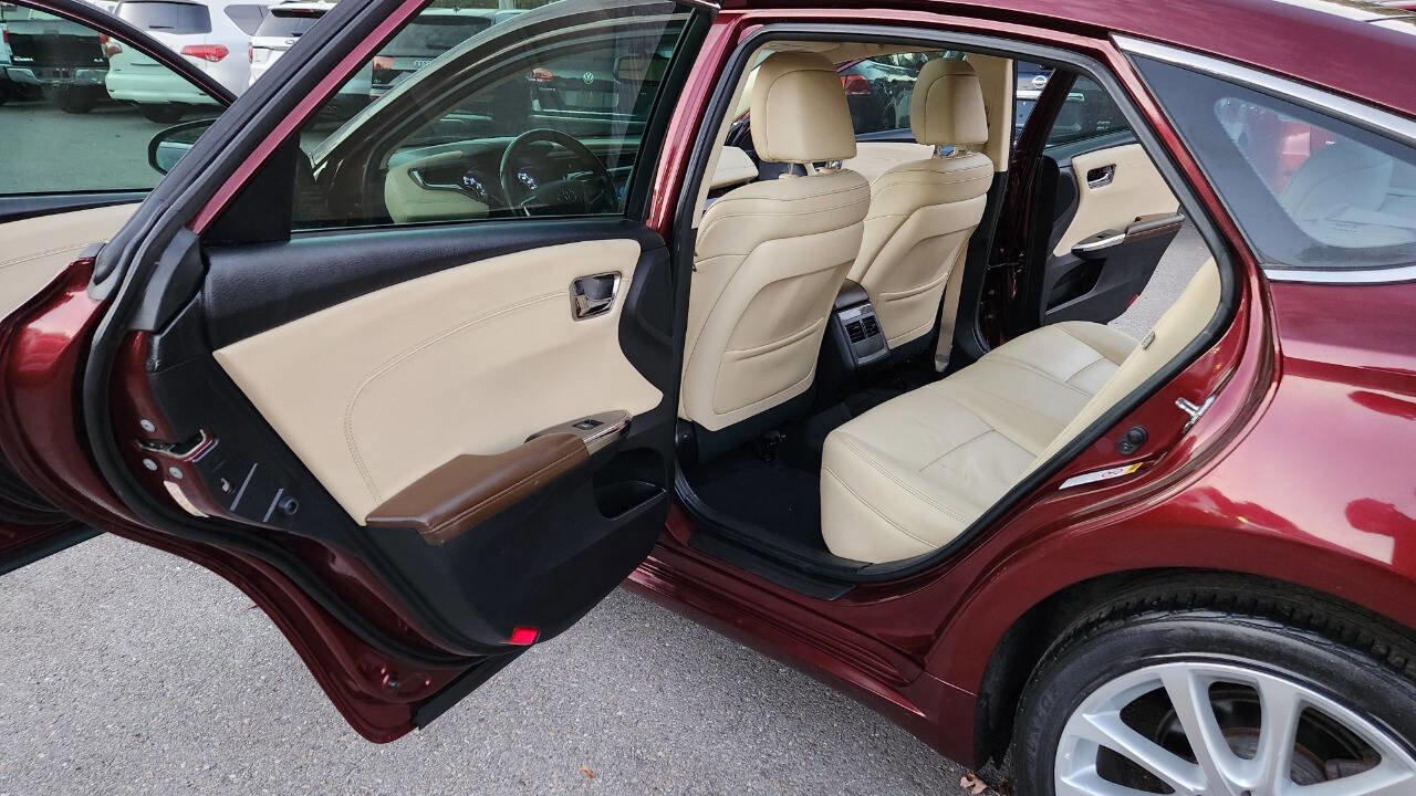 Used 2013 Toyota Avalon XLE Touring image 31