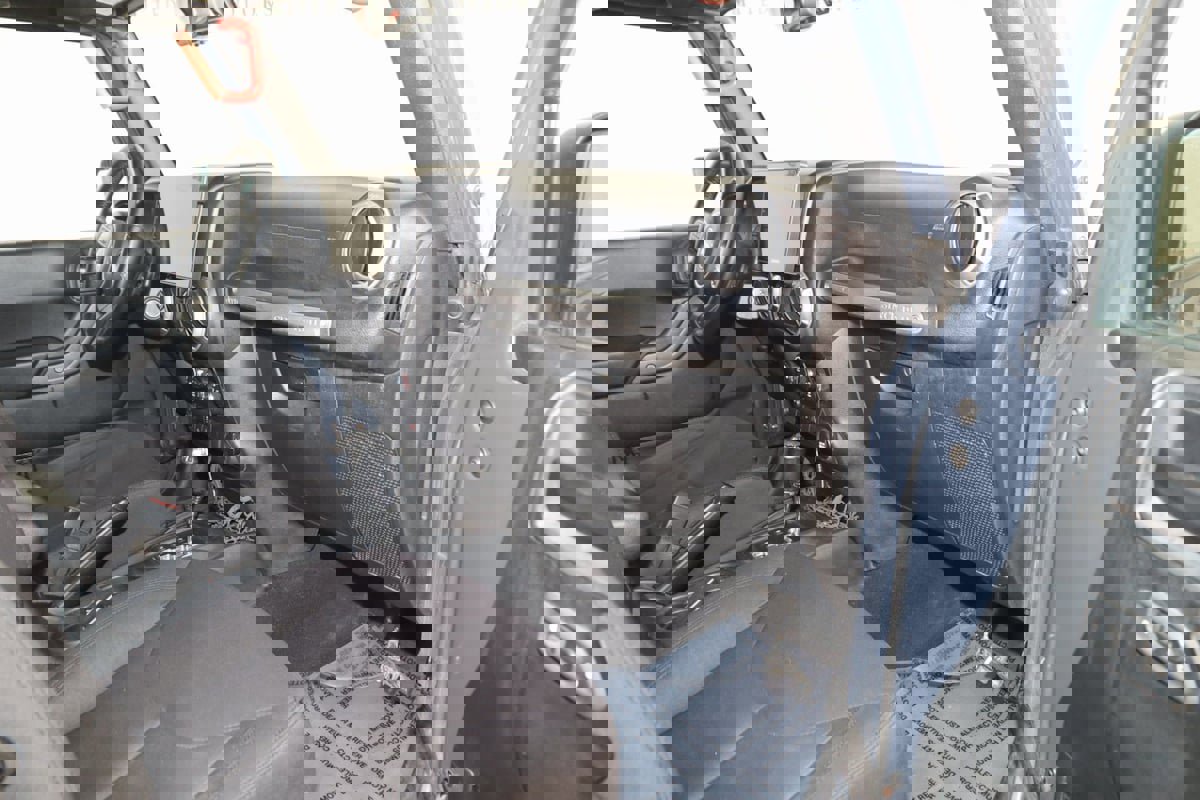 Used 2017 Jeep Wrangler Unlimited Sport w/ Quick Order Package 24S image 35