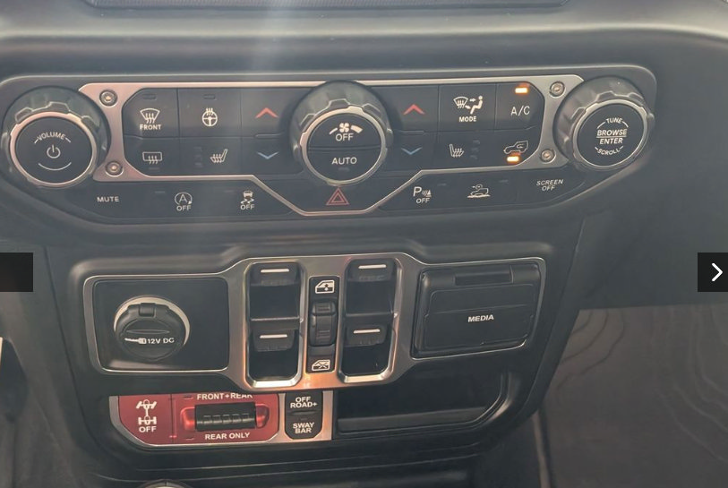 Used 2021 Jeep Gladiator Rubicon AWD/4WD image 11