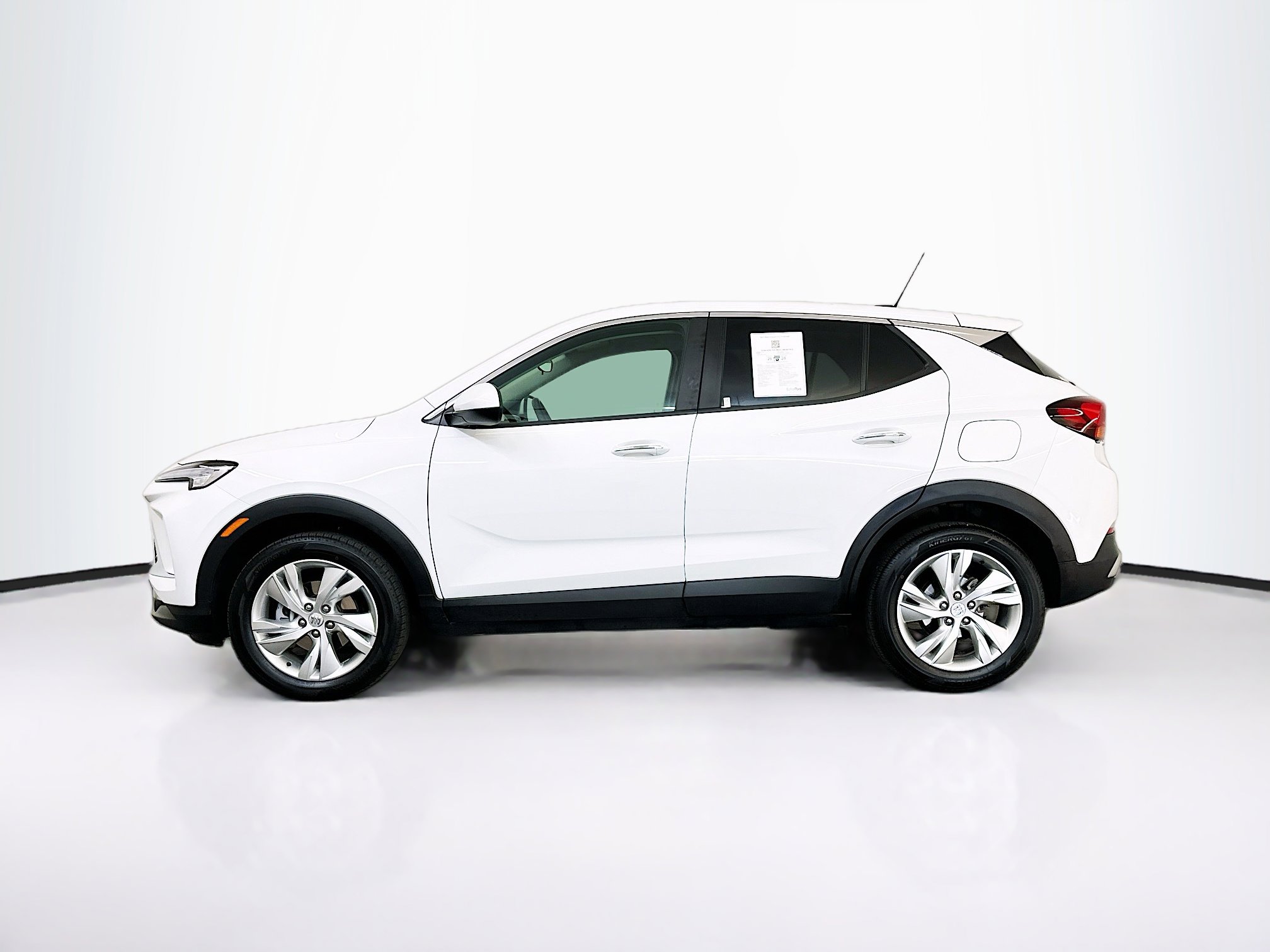 Used 2025 Buick Encore GX Preferred image 4