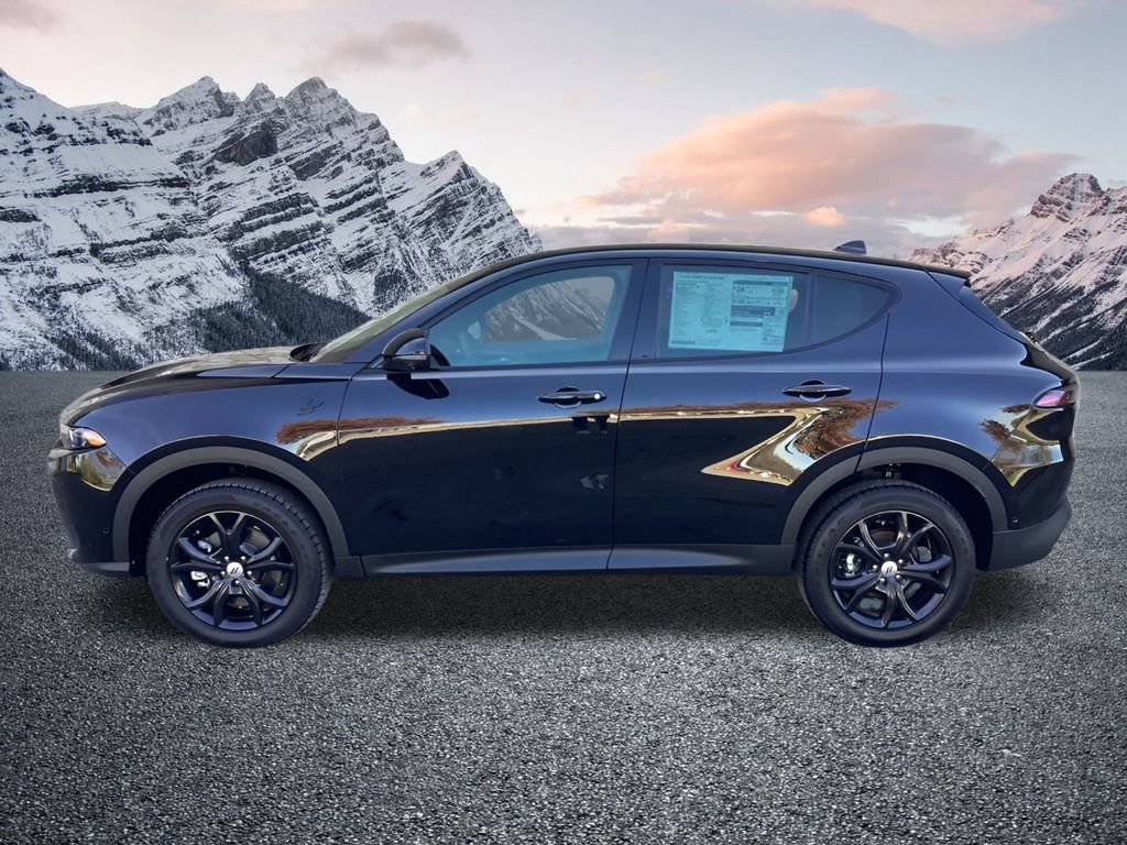 New 2023 Dodge Hornet GT Plus w/ Tech Pack Plus w/o Parking AWD/4WD image 2