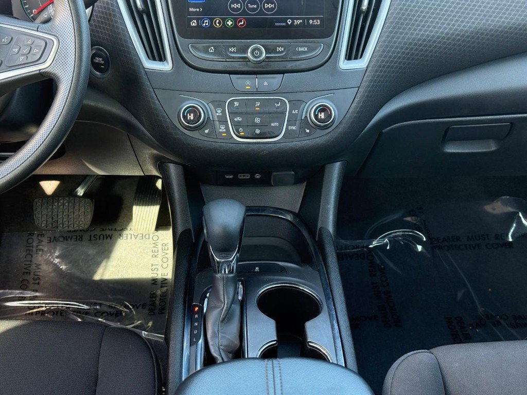 Used 2023 Chevrolet Malibu LT image 16