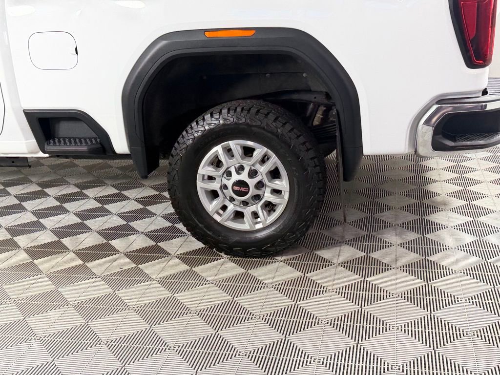 Used 2023 GMC Sierra 2500 SLE w/ SLE Value Package; image 13