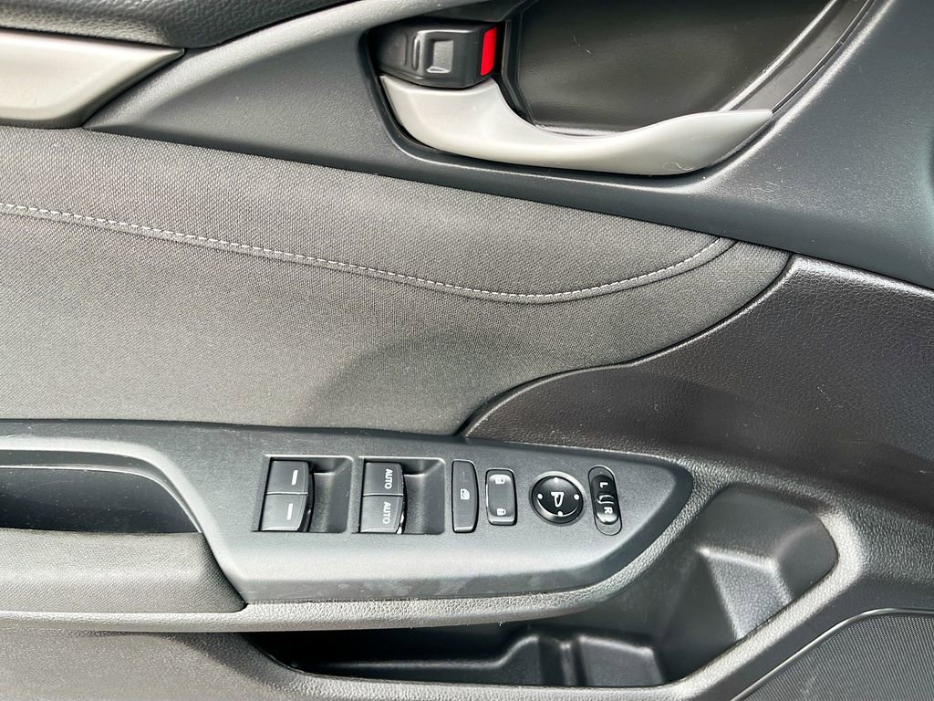 Used 2019 Honda Civic EX image 17