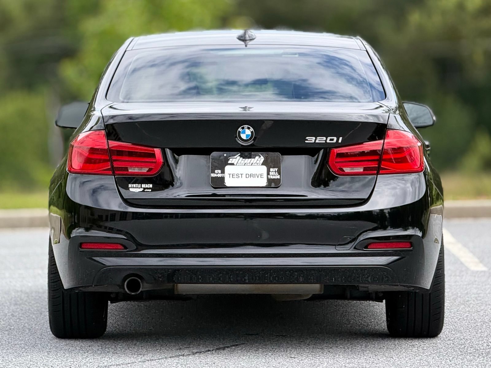 Used 2016 BMW 320i Sedan RWD image 7
