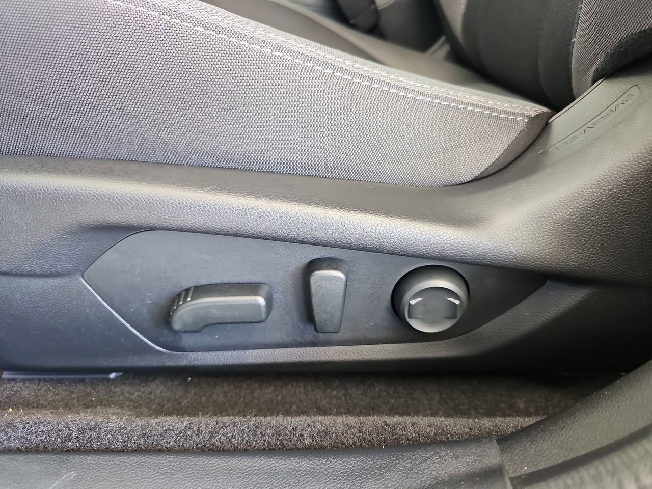 Certified 2026 Subaru Crosstrek 2.0i Premium image 34