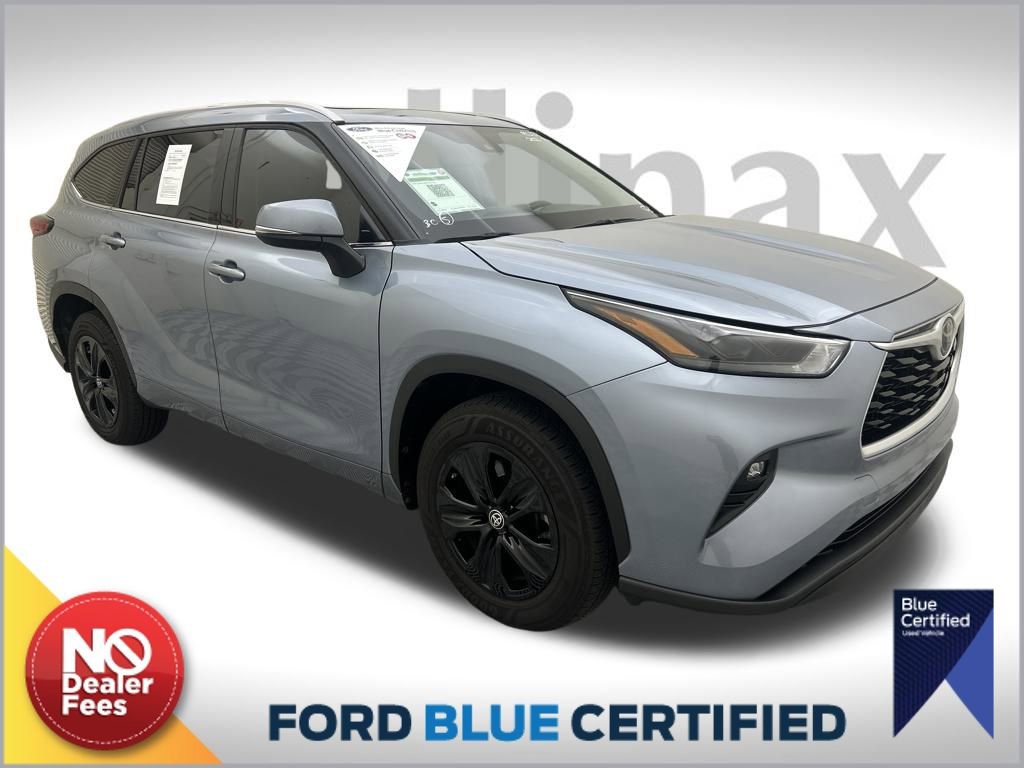 Used 2022 Toyota Highlander XLE