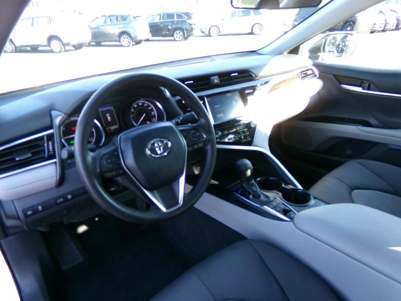 Used 2018 Toyota Camry LE FWD image 12