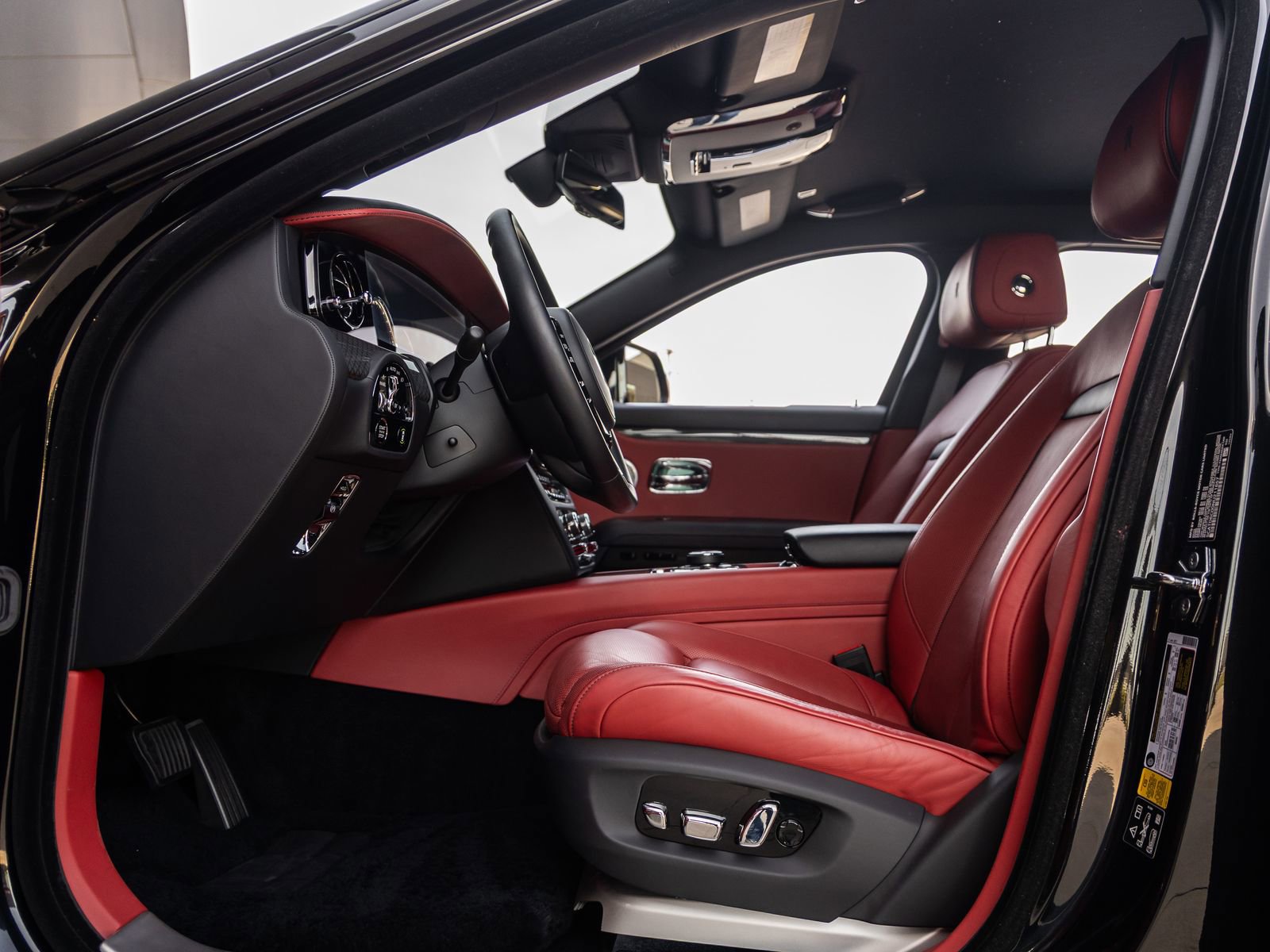 Certified 2022 Rolls-Royce Ghost Black Badge image 30