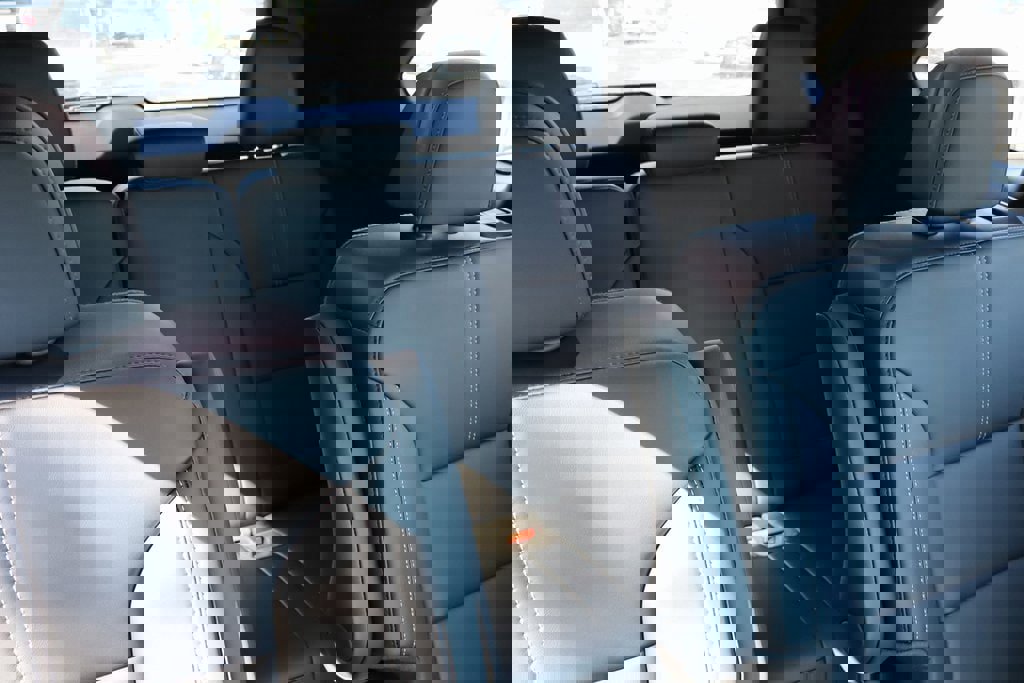 New 2025 GMC Acadia Elevation w/ Elevation Premium Package image 23