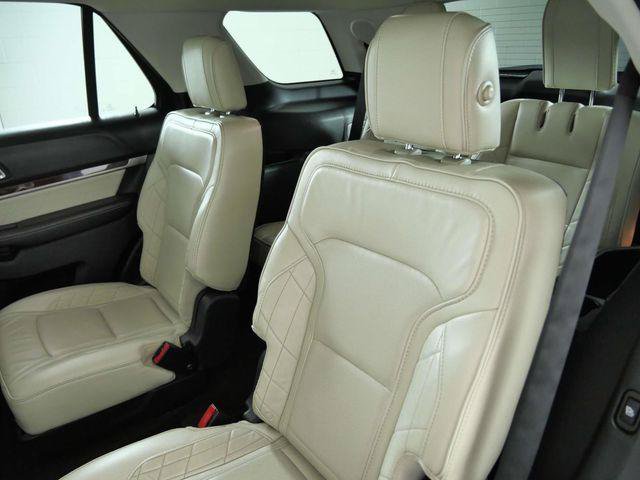 Used 2018 Ford Explorer Platinum AWD/4WD image 23