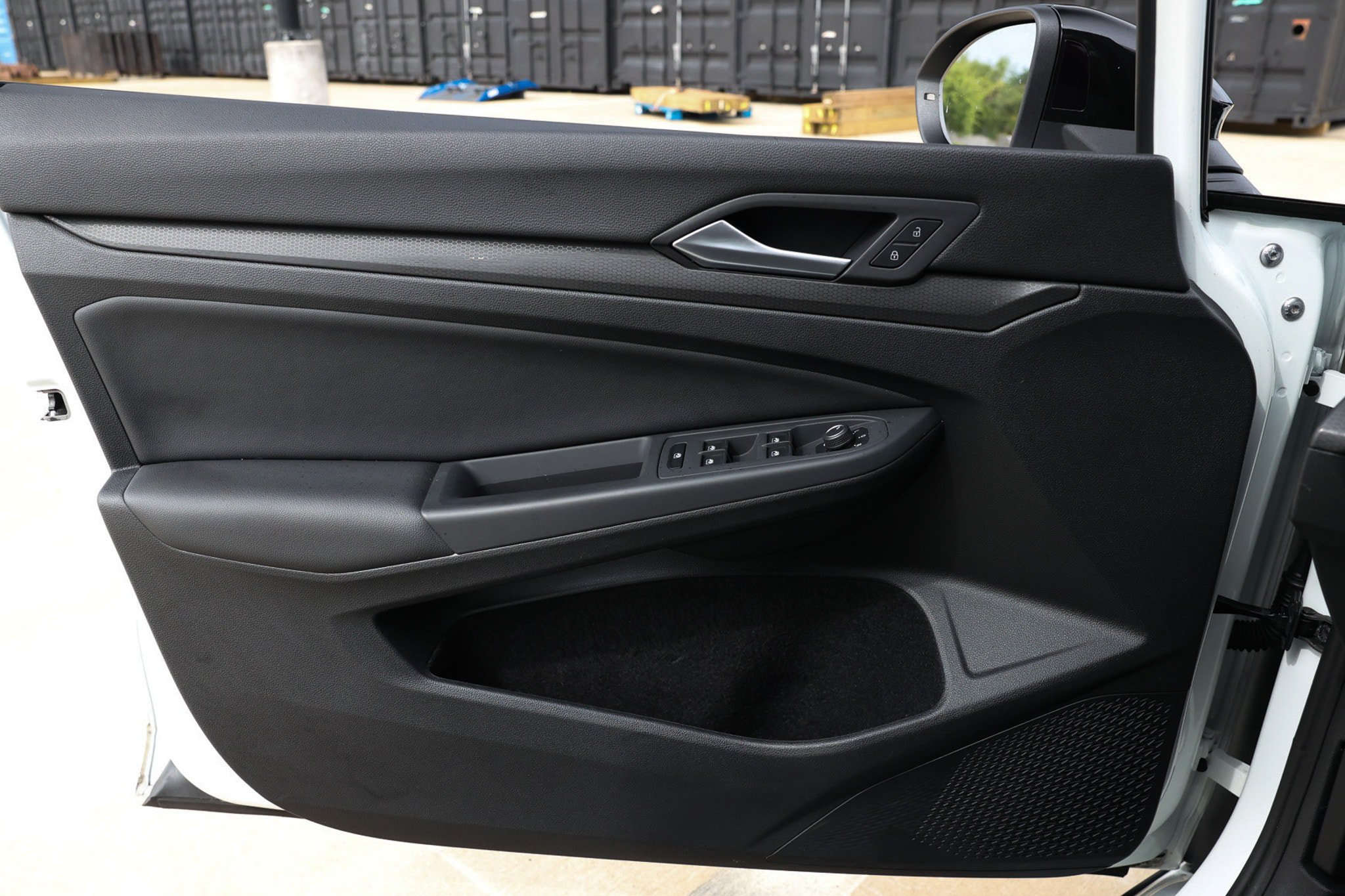 Used 2024 Volkswagen GTI SE FWD image 46