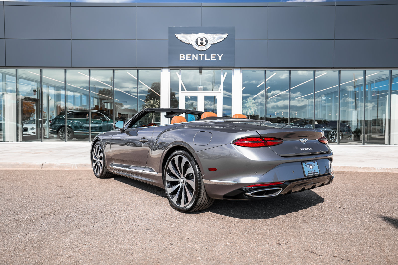 Certified 2026 Bentley Continental GT Azure AWD/4WD image 8