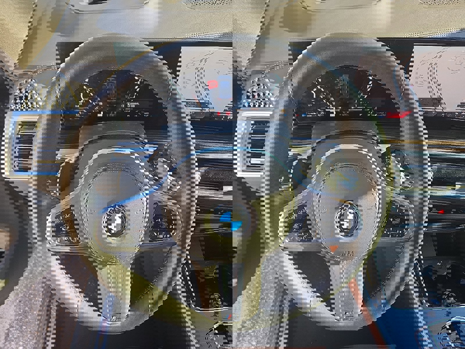 Used 2025 BMW X5 xDrive40i image 21