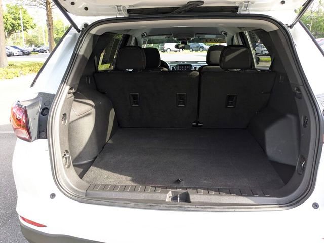Used 2023 Chevrolet Equinox LS image 31